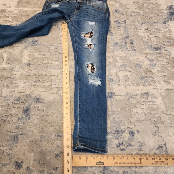 Judy Blue Stretch Denim Distressed Skinny Jeans Leopard Print Patch size 7/28 - Picture 6 of 16